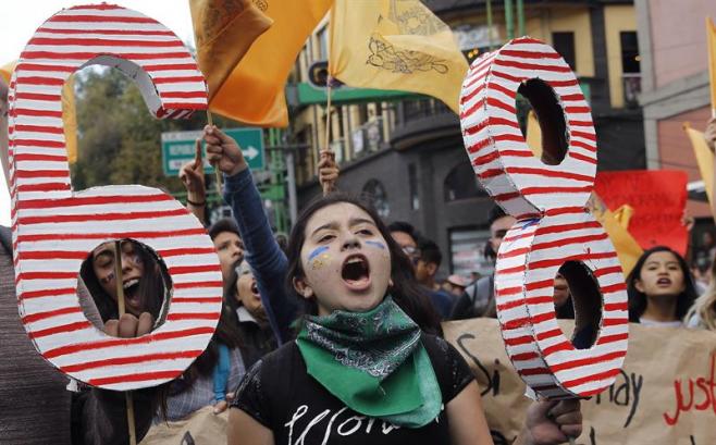 México recuerda a las víctimas de Tlatelolco del 2 de octubre de 1968